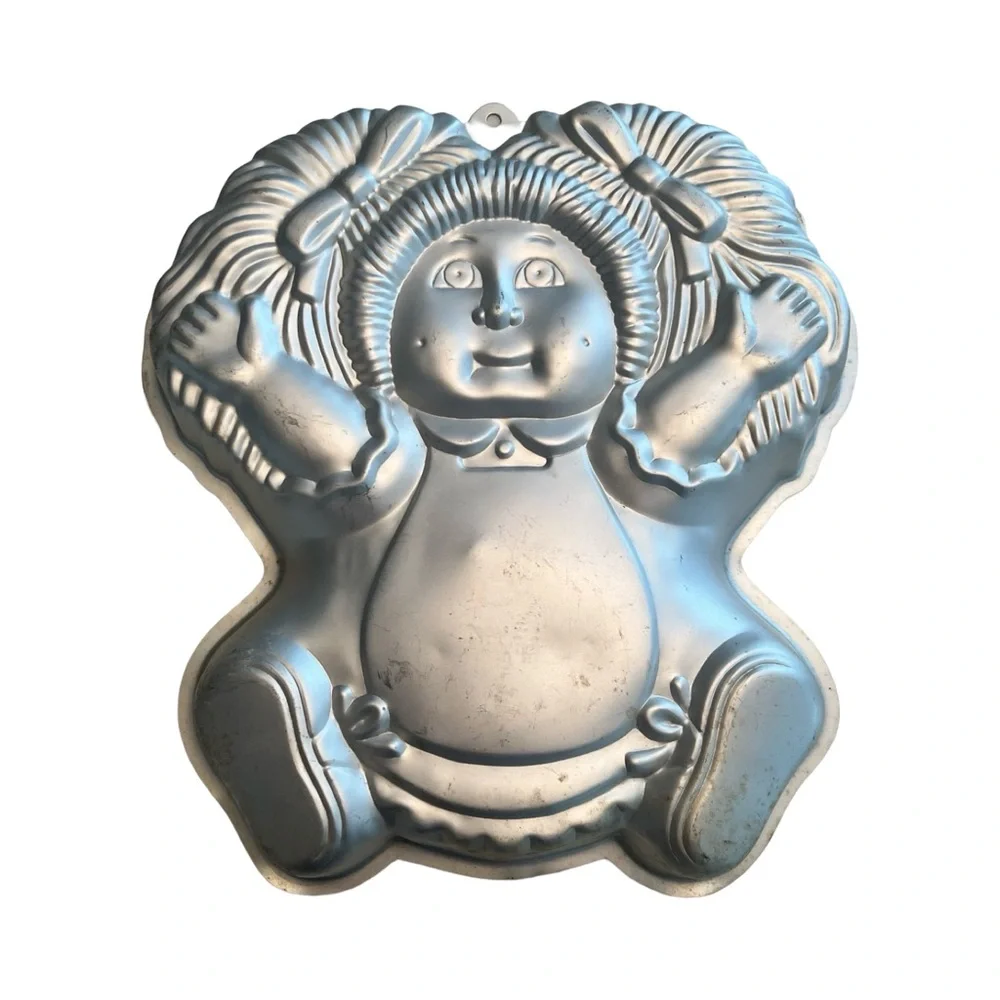 Vtg Wilton Cabbage Patch Kids Cake‎ Pan CPK Doll Baking Mold 2105-1984 Retired